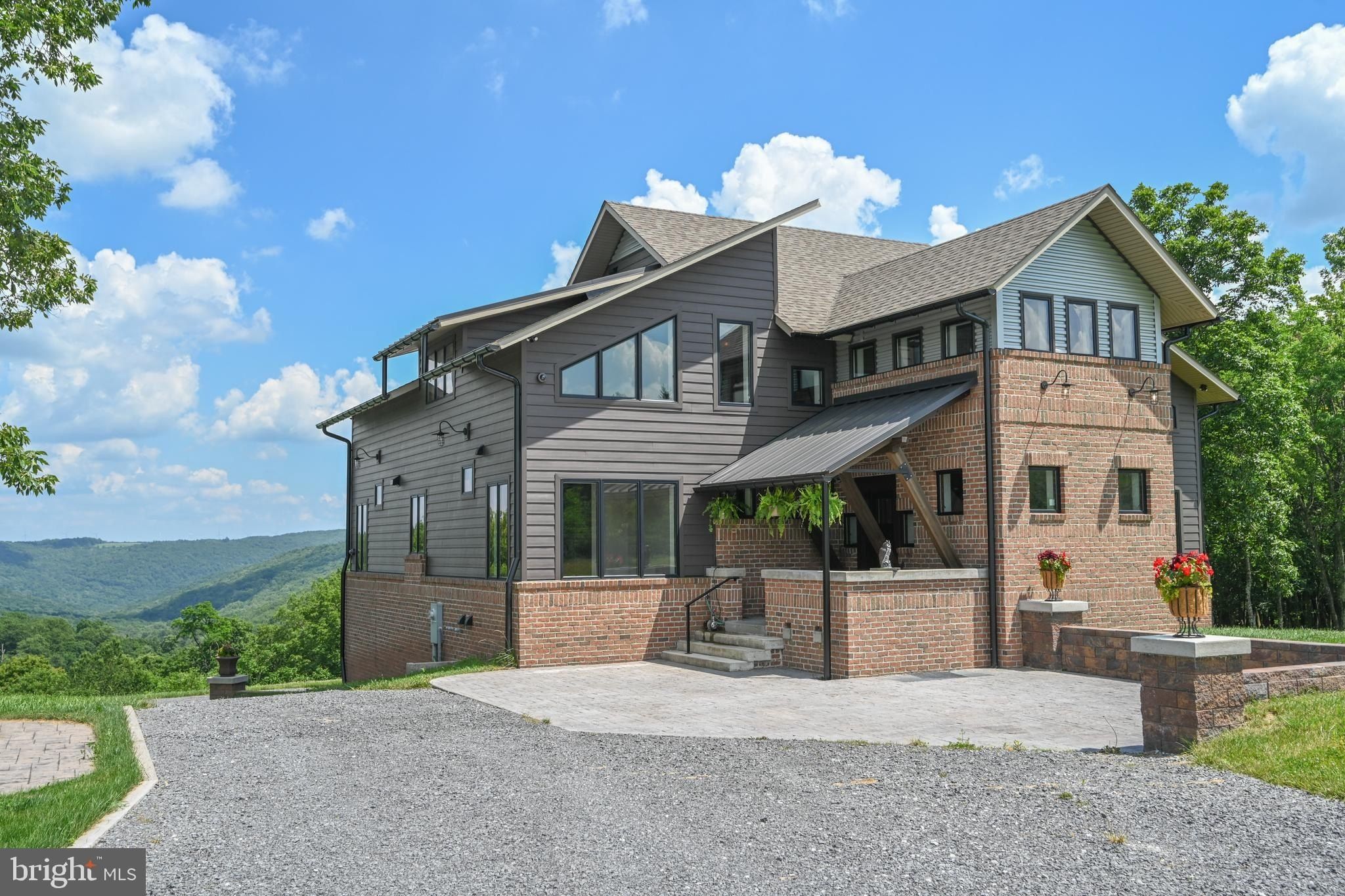 415 Nazelrod Road. Oakland, MD 21550