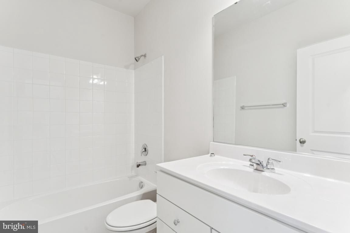 10173 Kings Grove Way. Damascus, MD 20872