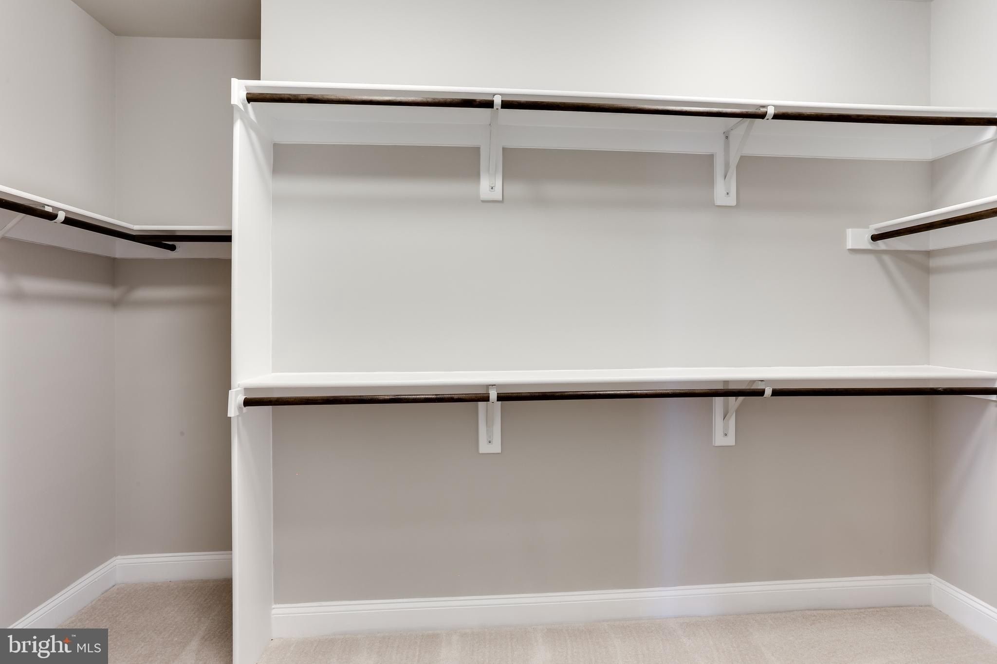 Landens Ridge Unit Rainier. Reisterstown, MD 21136