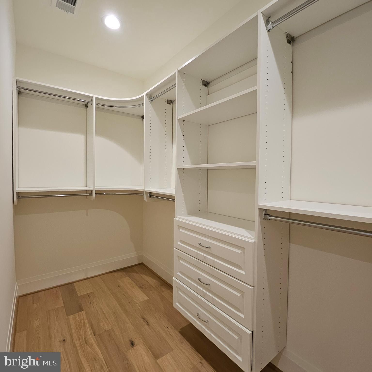 5804 Ridgefield Road. Bethesda, MD 20816