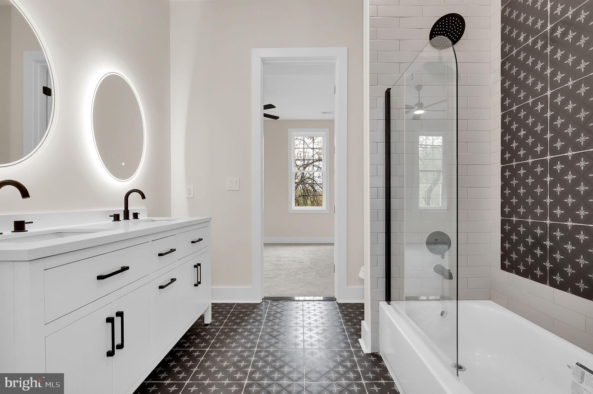 6604 Gude Avenue. Takoma Park, MD 20912