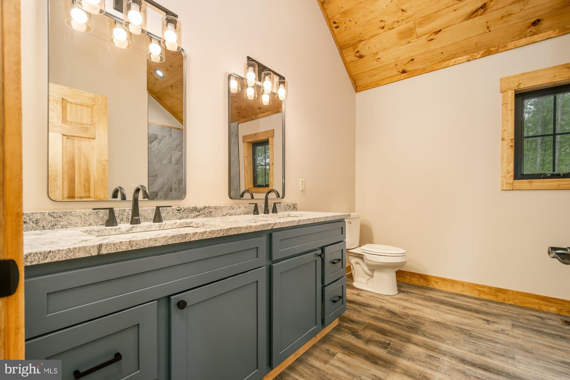 52 Dam View Drive. Oakland, MD 21550