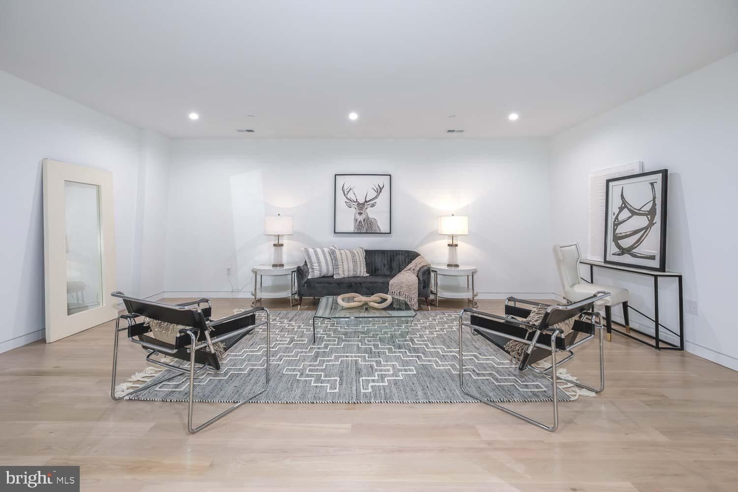 5129 Wissioming Road. Bethesda, MD 20816