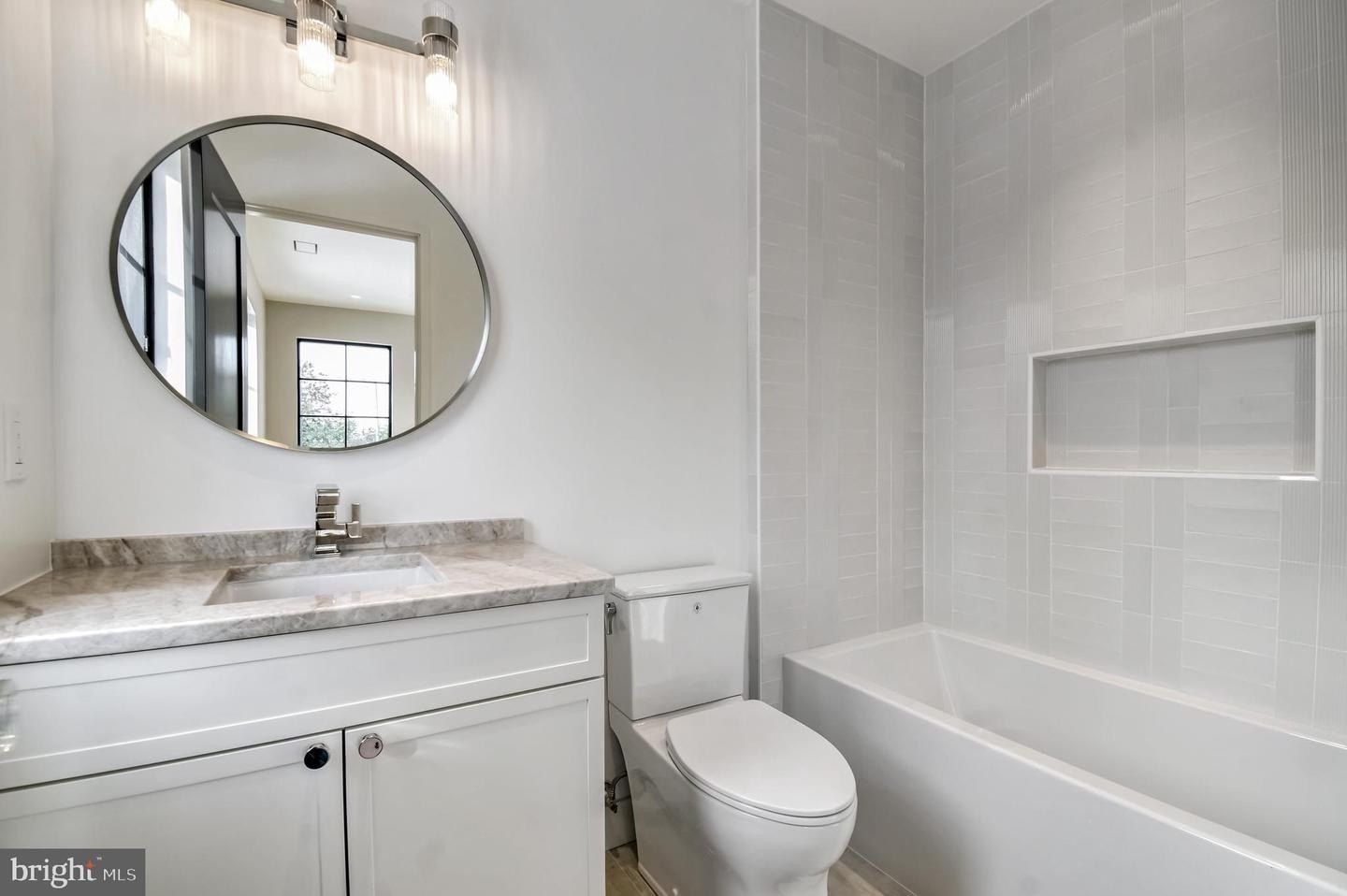 3417 Cummings Ln. Chevy Chase, MD 20815