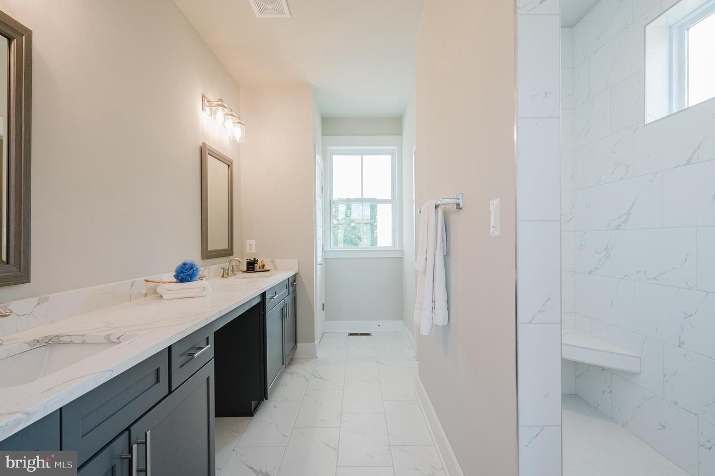 2527 Fourleaf Dr. Finksburg, MD 21048