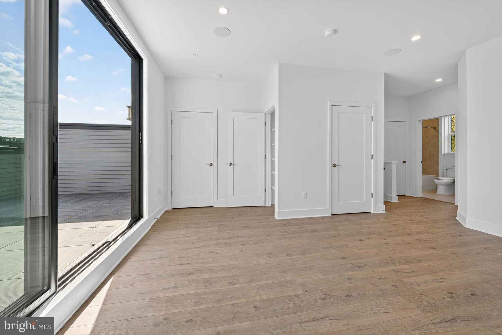 5348 Zenith Overlook. Bethesda, MD 20816