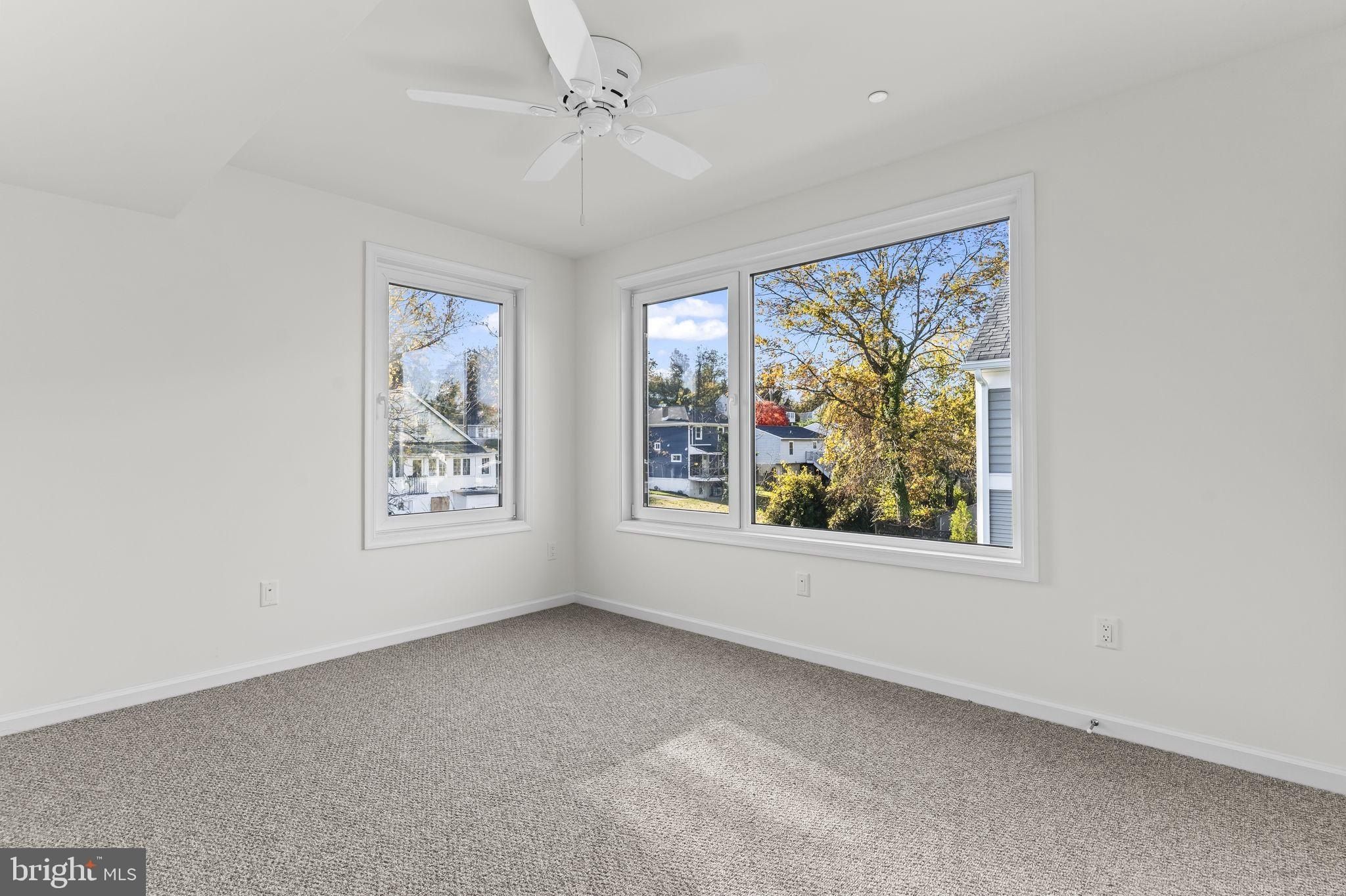 725 60Th Place. Capitol Heights, MD 20743