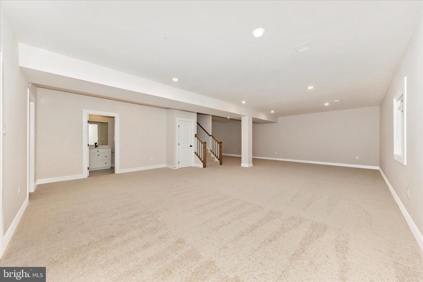 413 Bucklebury Lane. Frederick, MD 21702