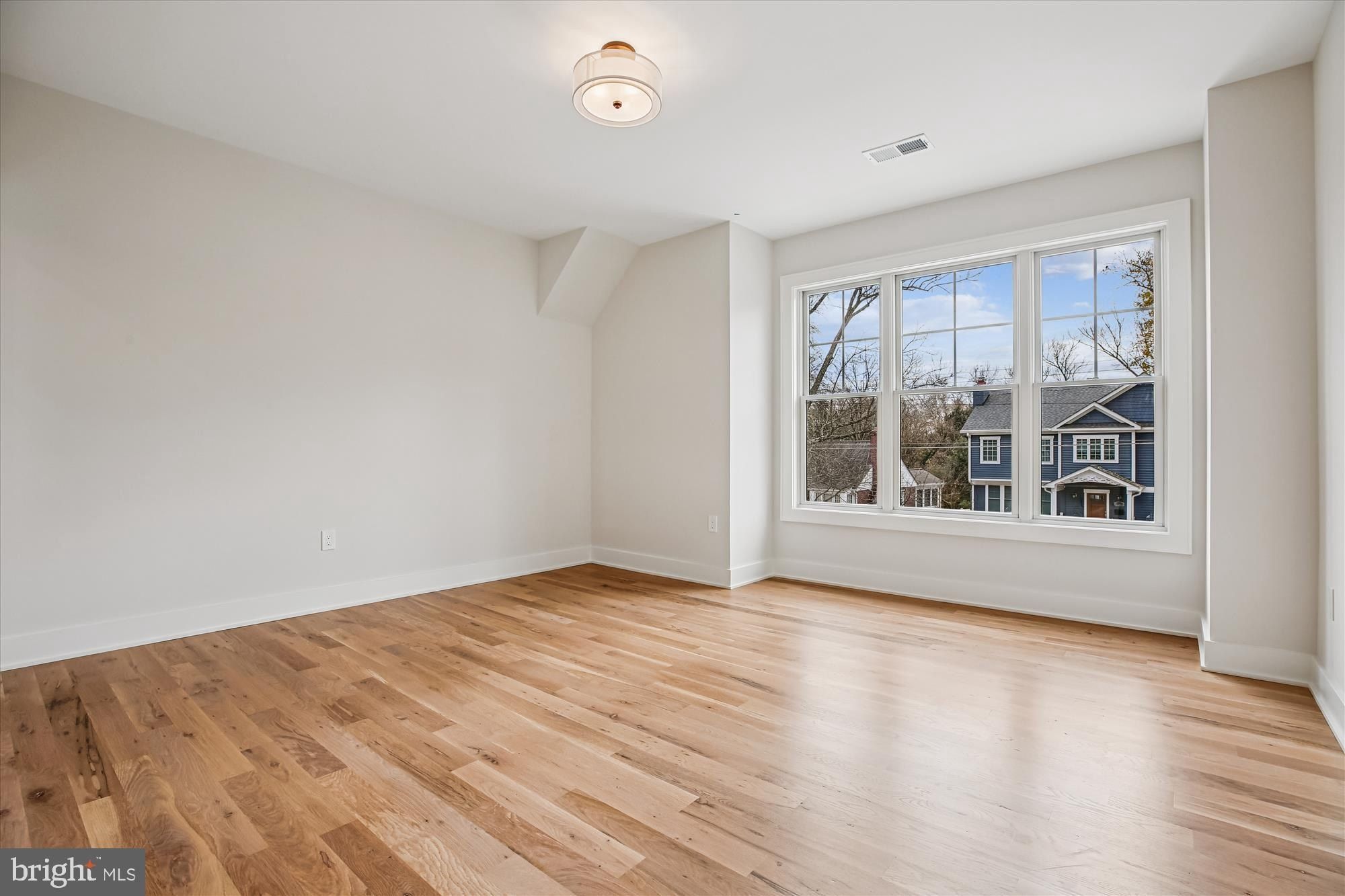 11013 Stillwater Avenue. Kensington, MD 20895