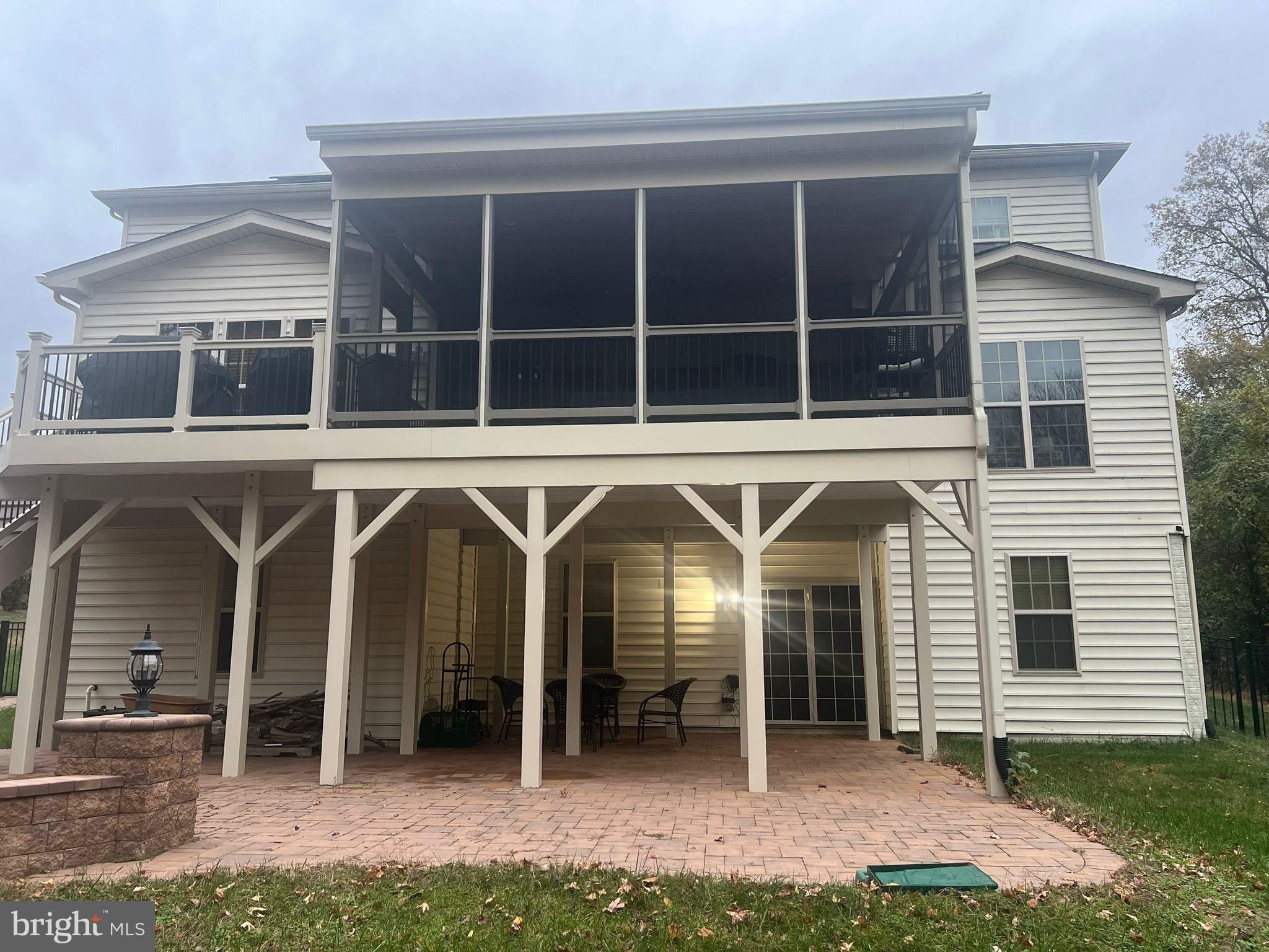 2823 Trotter Park Lane. Lanham, MD 20706