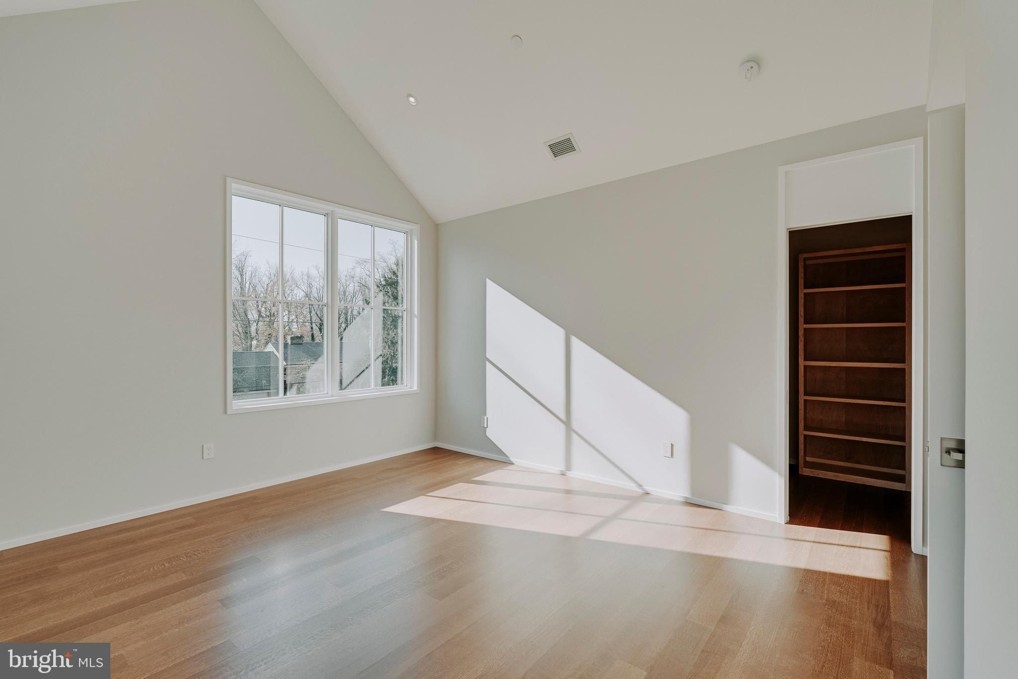 7029 Longwood Drive. Bethesda, MD 20817