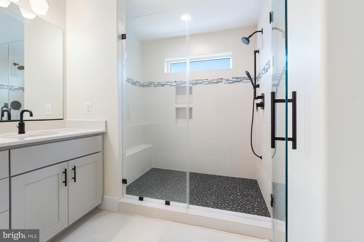 596A West Drive. Severna Park, MD 21146