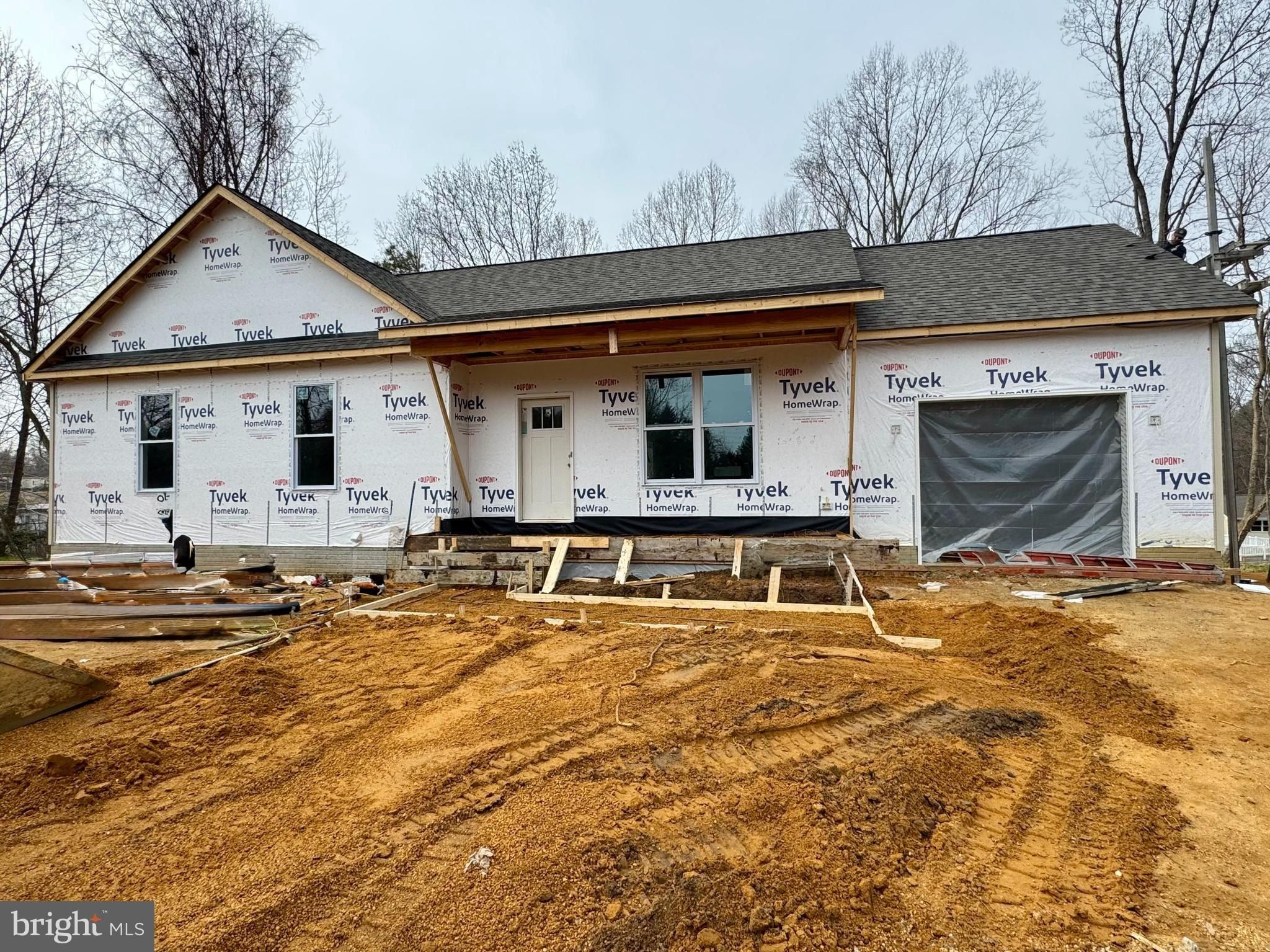 1362 Solomons Island Road. Huntingtown, MD 20639