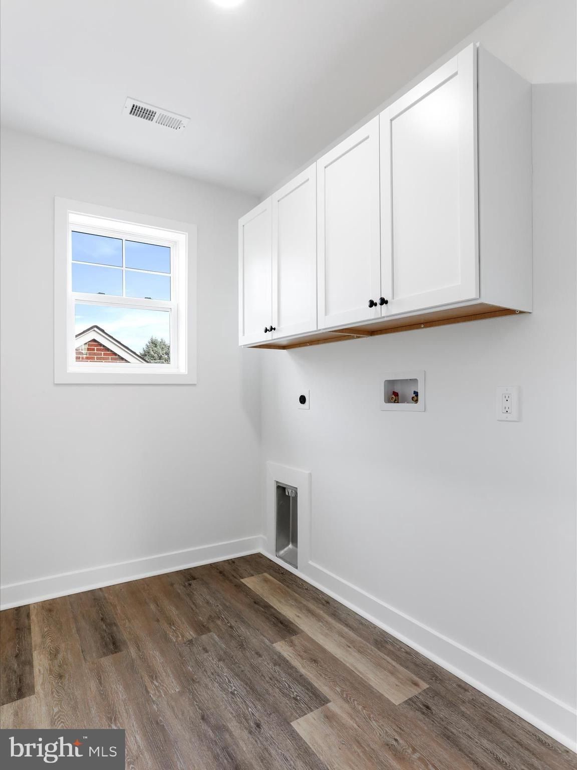 325 Devonshire Road. Hagerstown, MD 21740