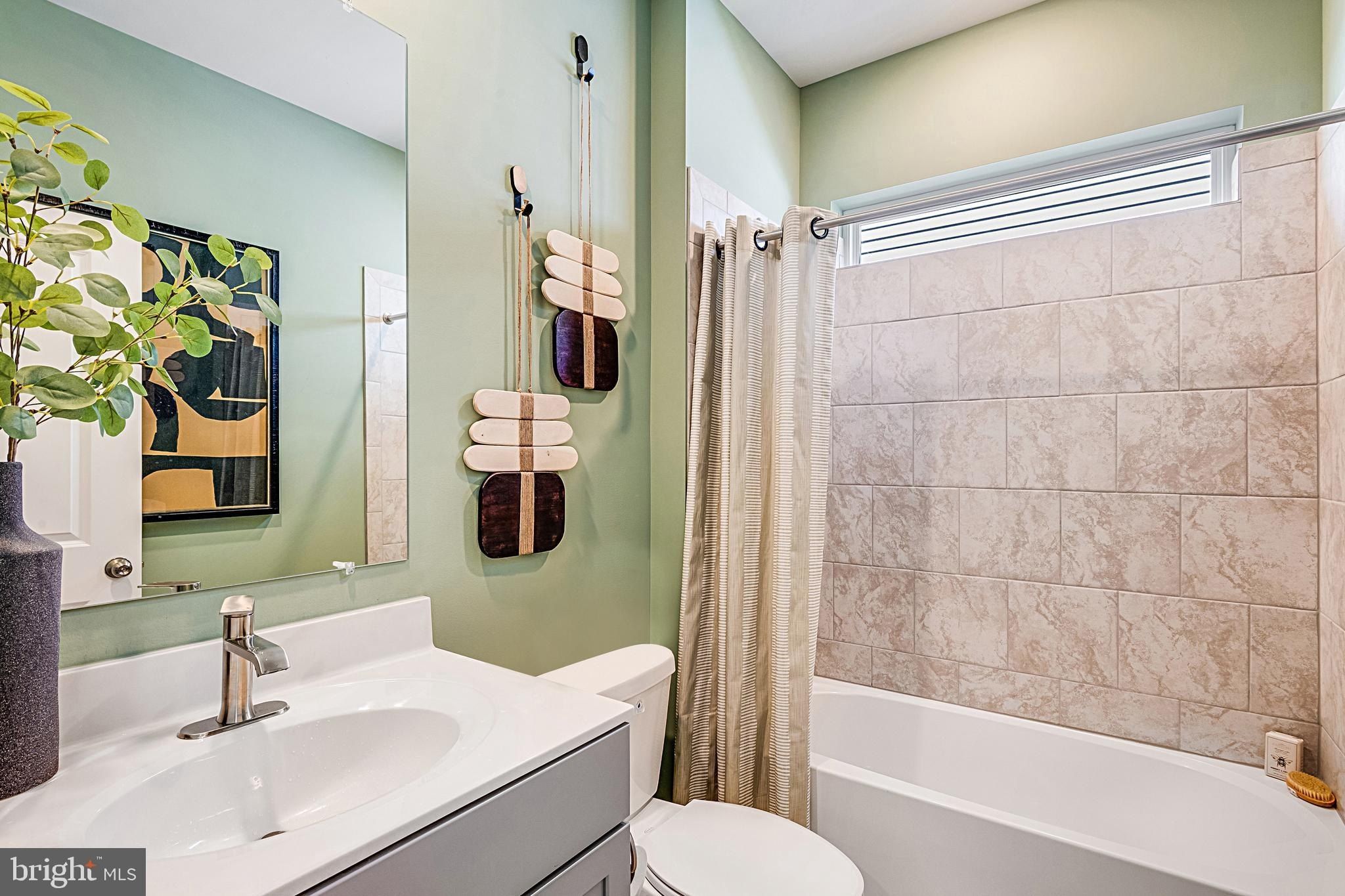 10057 Shenandoah Lane. White Plains, MD 20695