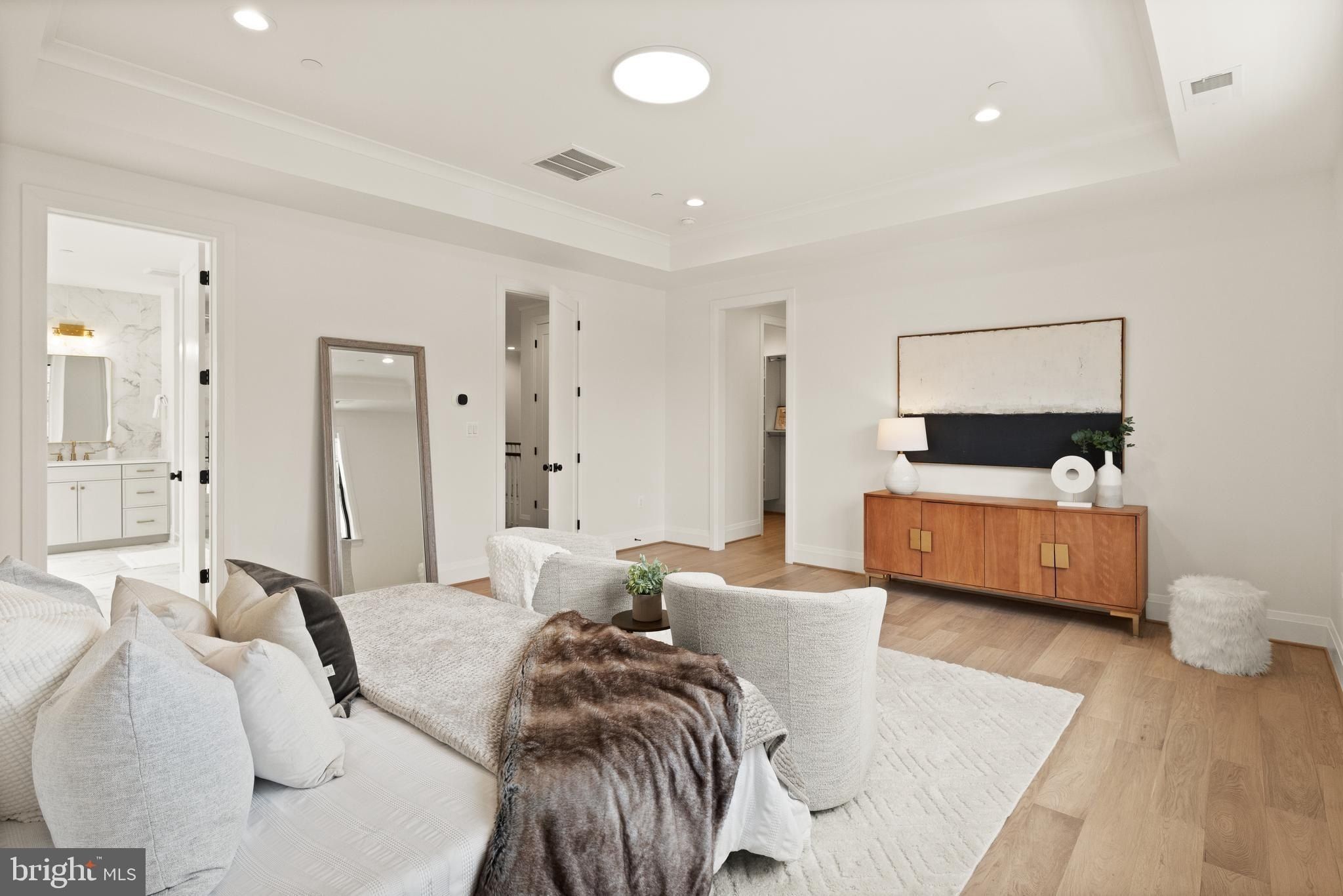 8309 Loring Drive. Bethesda, MD 20817