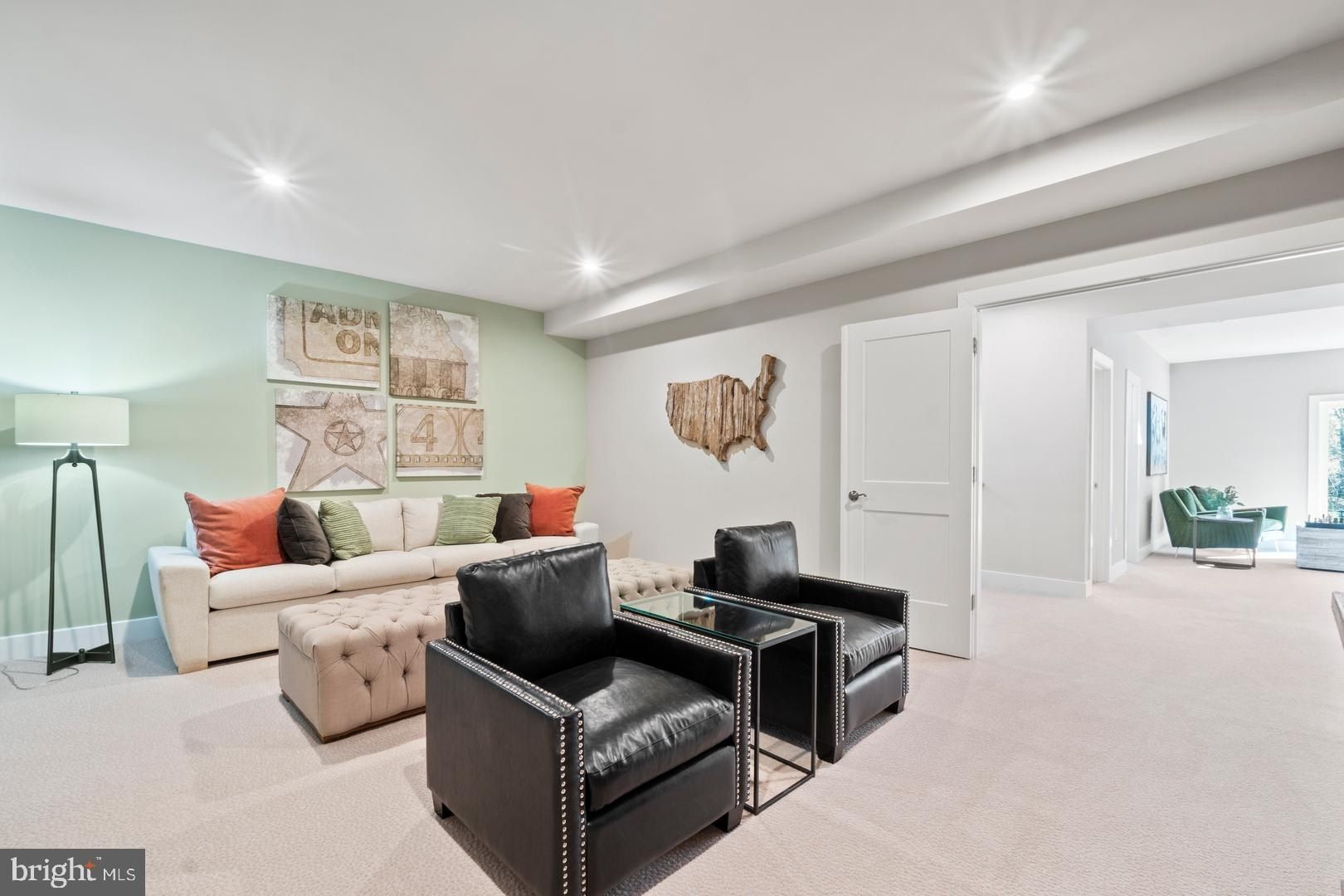 10911 Golden Glow Avenue. Upper Marlboro, MD 20774