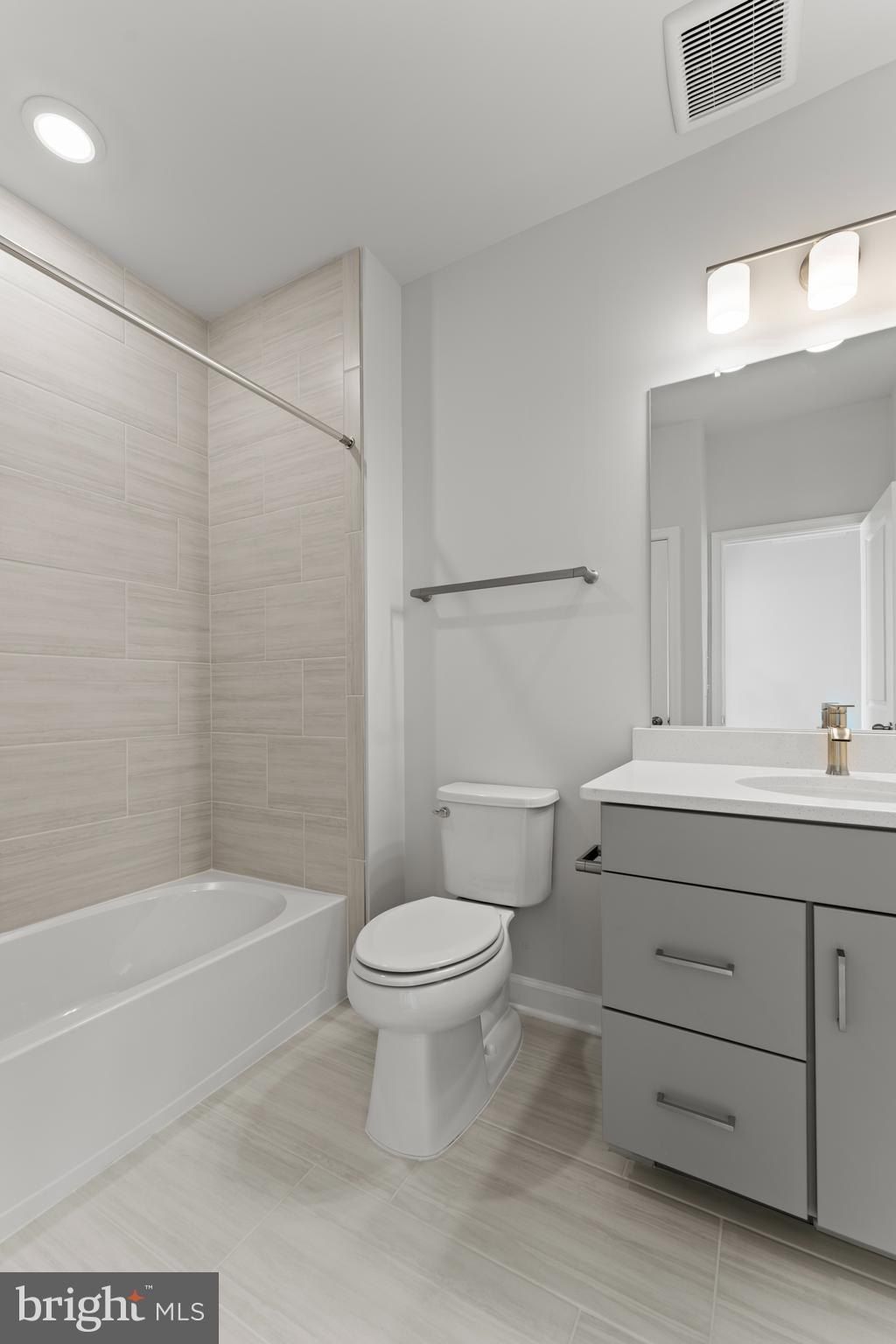 620 Catamaran Way. National Harbor, MD 20745