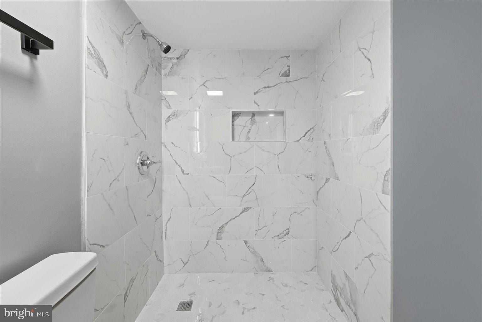 6915 Adel Street. Capitol Heights, MD 20743