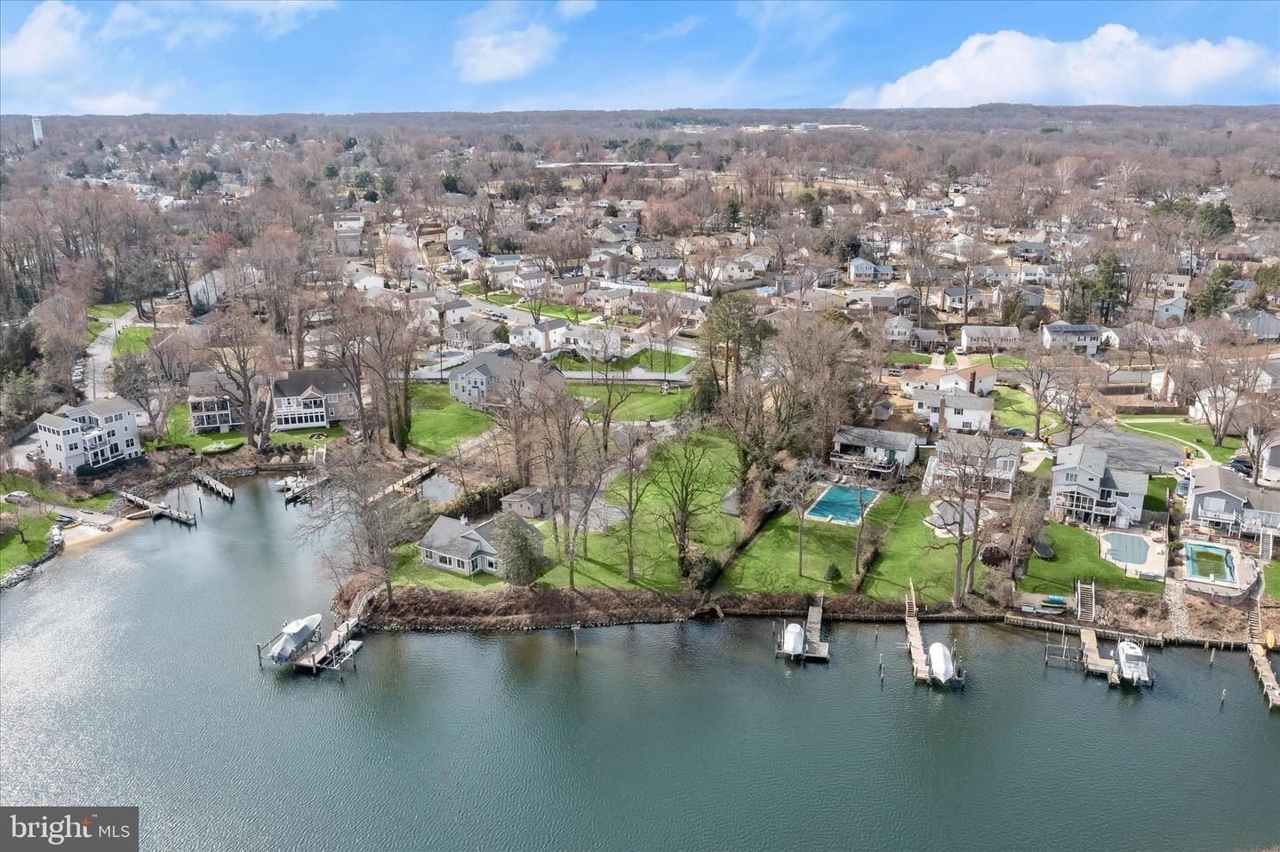 854 Imperial Rd. Arnold, MD 21012