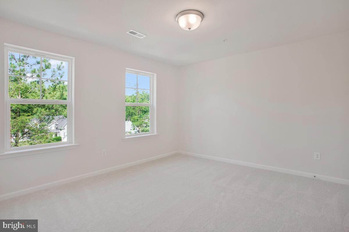 1235 Spruce Avenue. Shady Side, MD 20764