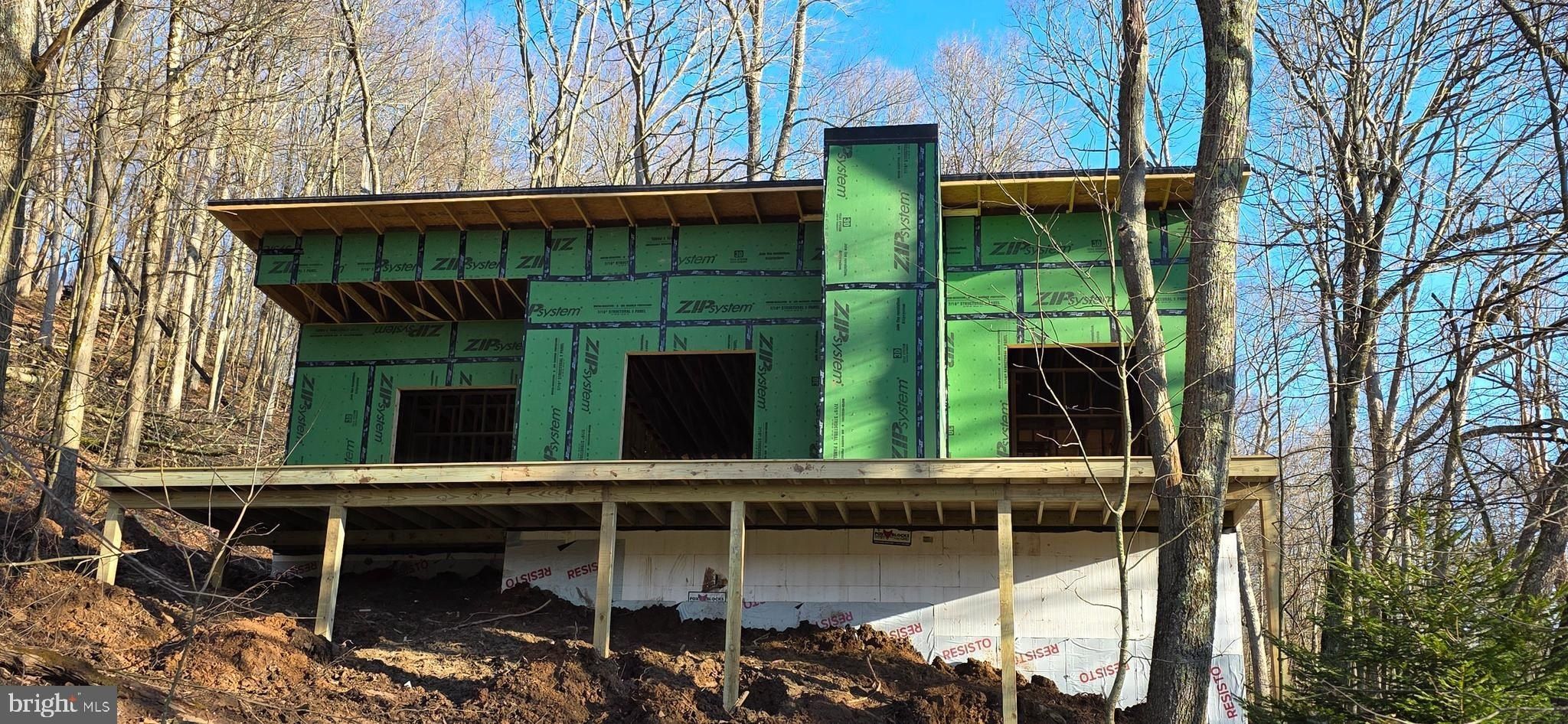 654 N Bradley Lane. Oakland, MD 21550