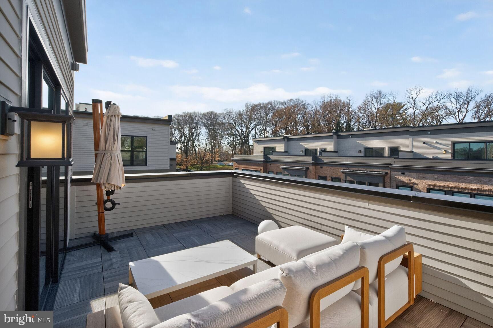 5343 Zenith Overlook. Bethesda, MD 20816