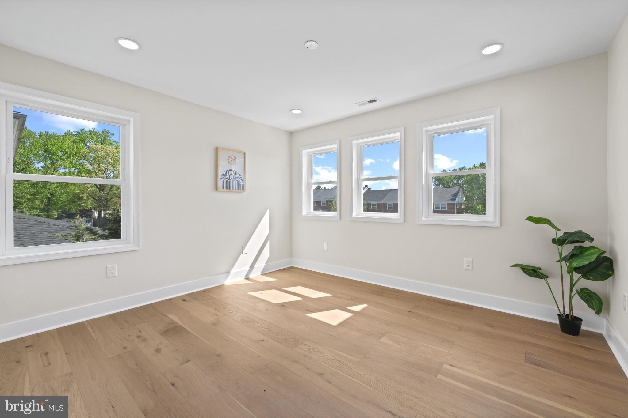 8620 Ellen Court. Parkville, MD 21234