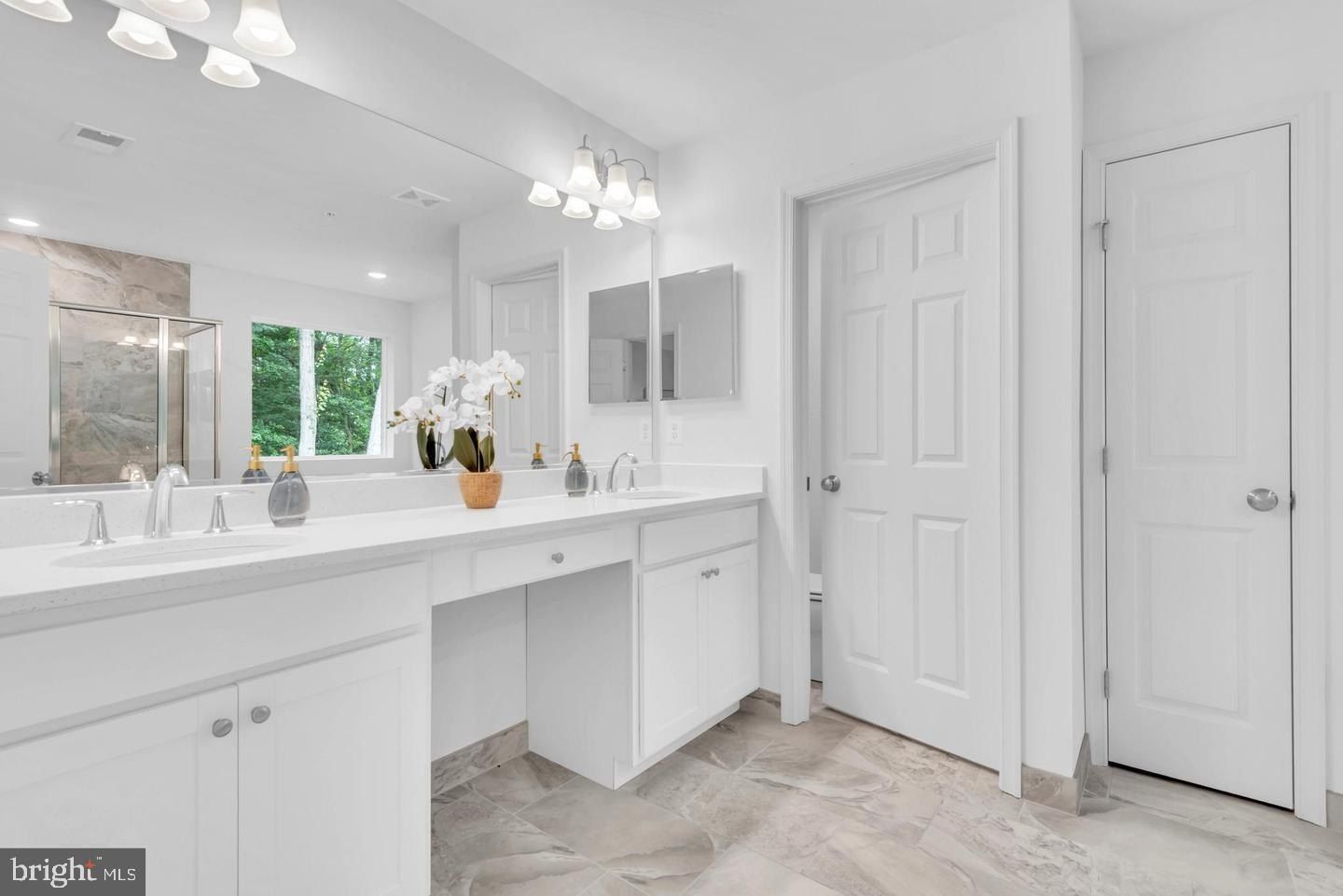 6605 Lost Fox Lane. Hanover, MD 21076