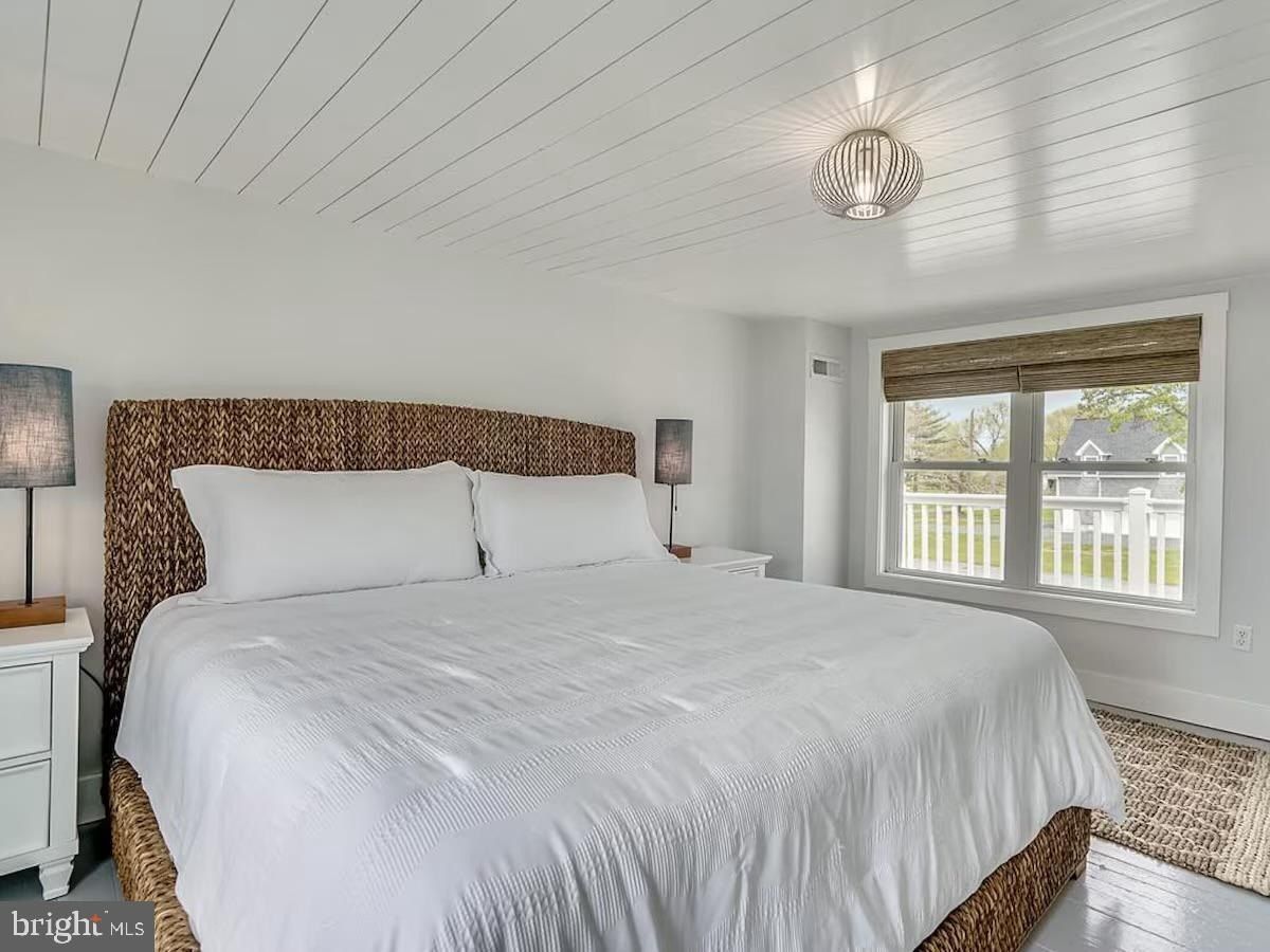 21642 Chicken Point Road. Tilghman, MD 21671