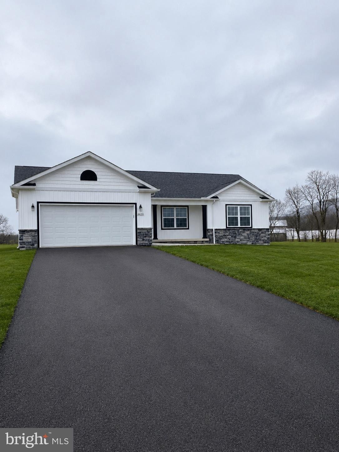 Chestnut Grove Road. Keedysville, MD 21756