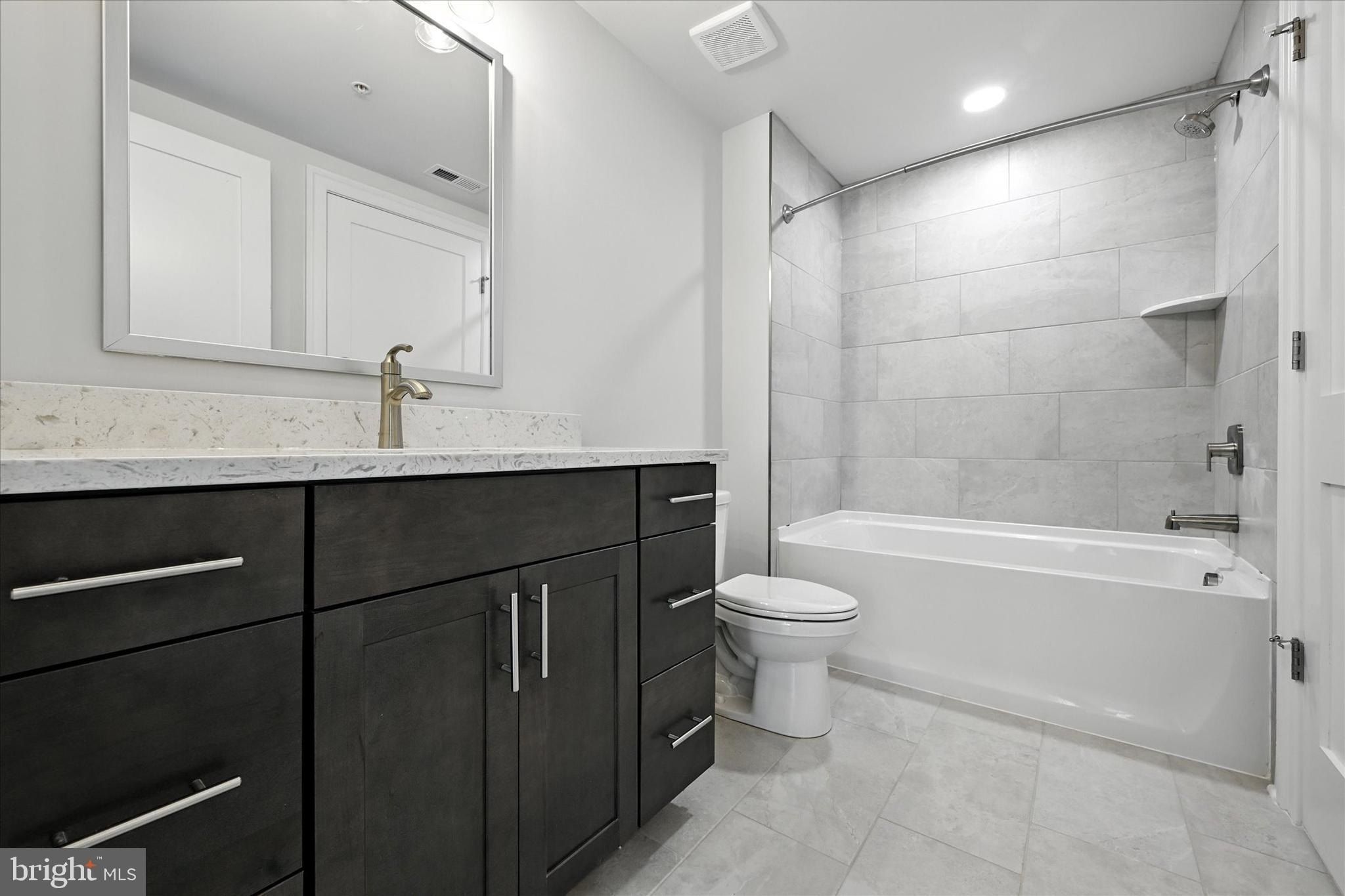 110 Villabrook Way. Baltimore, MD 21212