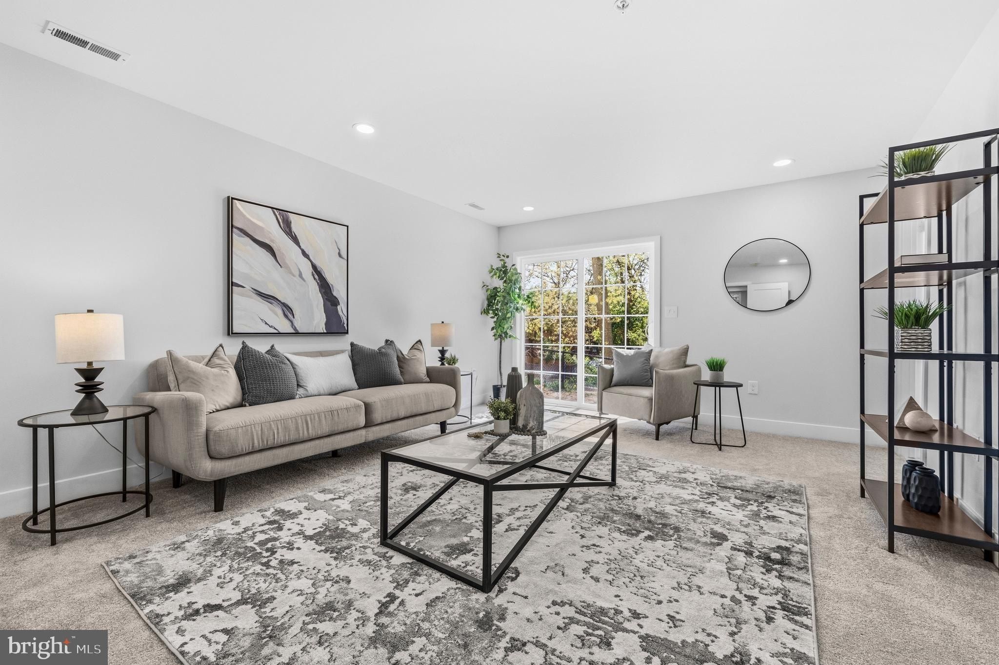 4919 Devitt Place. Oxon Hill, MD 20745