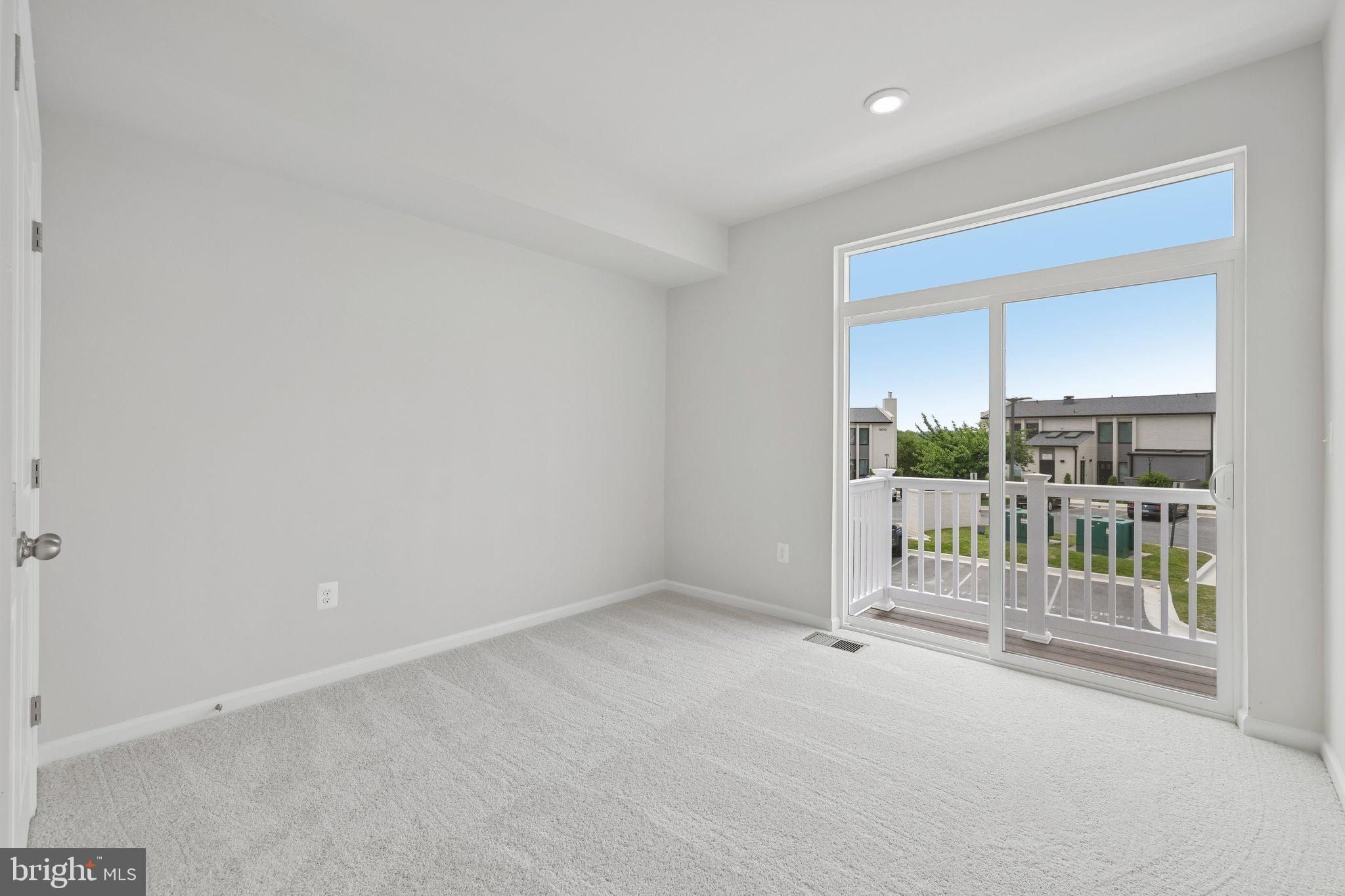19542 Village Walk Drive. Montgomery Village, MD 20886