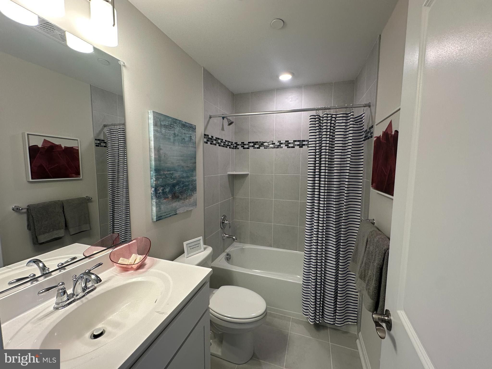 11261 Davisar Road. White Marsh, MD 21162