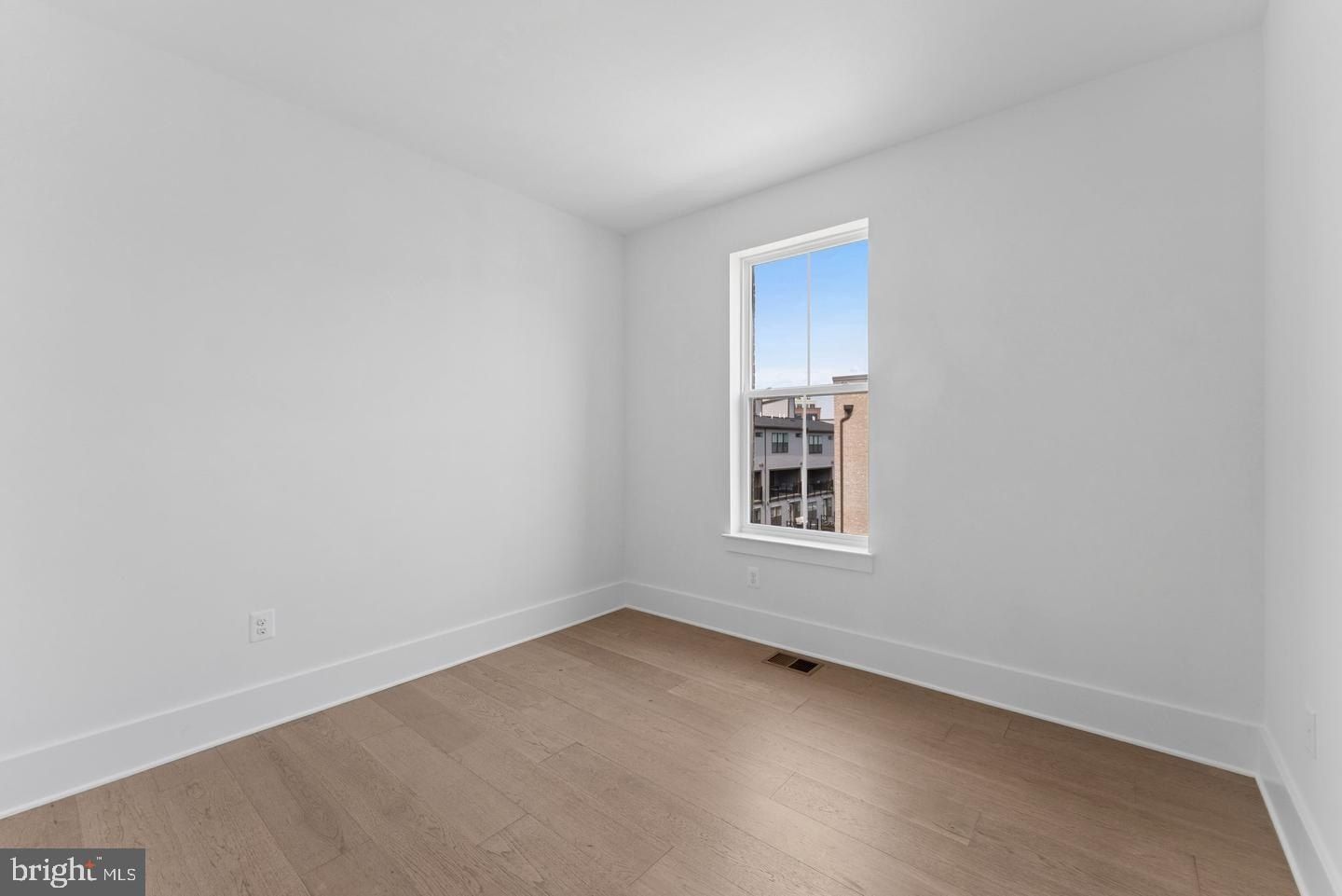 108B Locke St Lot 2019. Baltimore, MD 21230