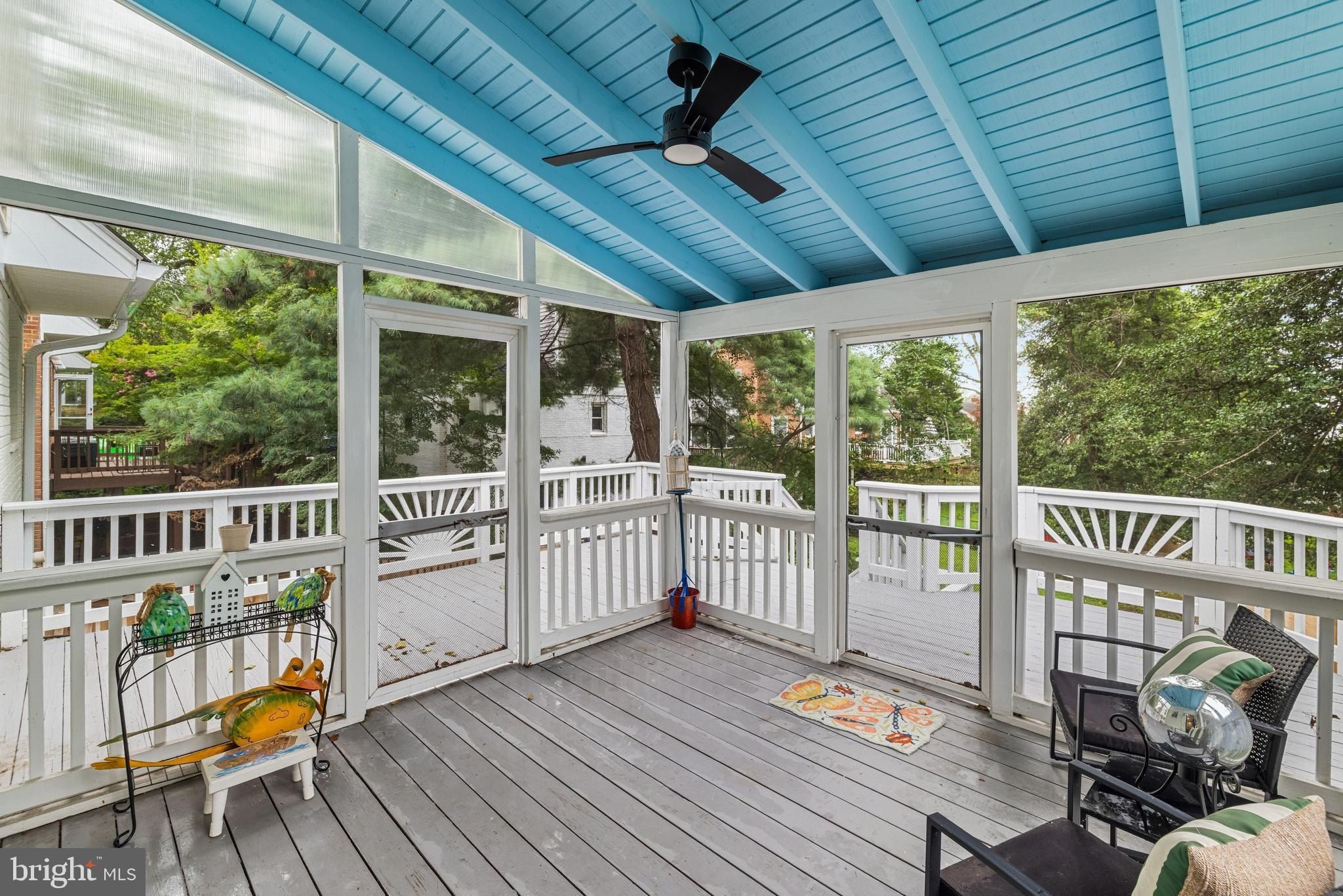8802 2Nd Avenue. Silver Spring, MD 20910