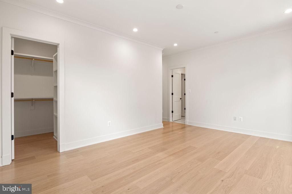 5317 Mckinley Street. Bethesda, MD 20814