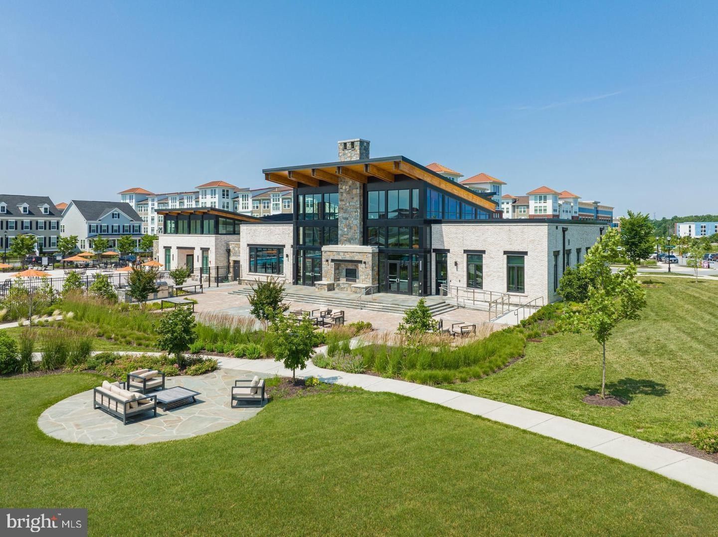 6715 Greenleigh Avenue. Middle River, MD 21220