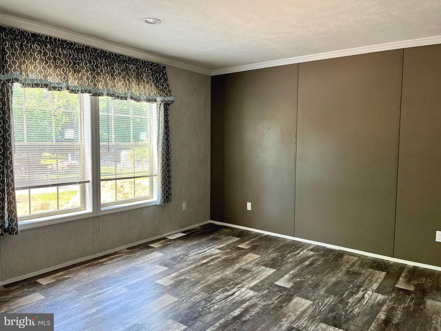 25 2Nd Ave. Earleville, MD 21919