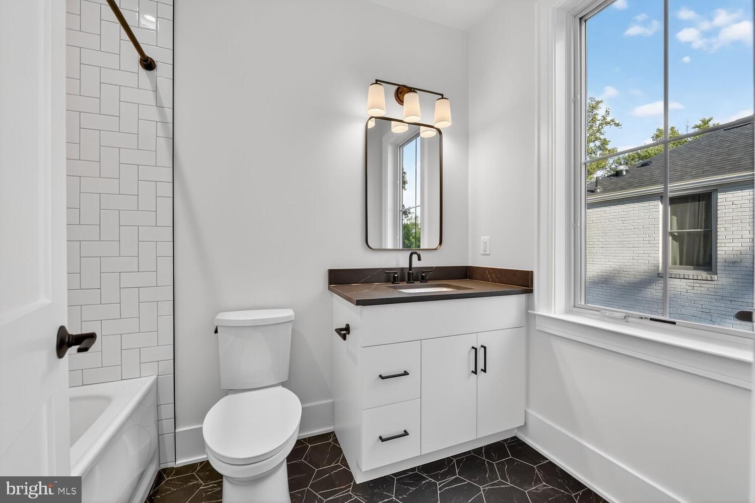 5917 Beech Avenue. Bethesda, MD 20817
