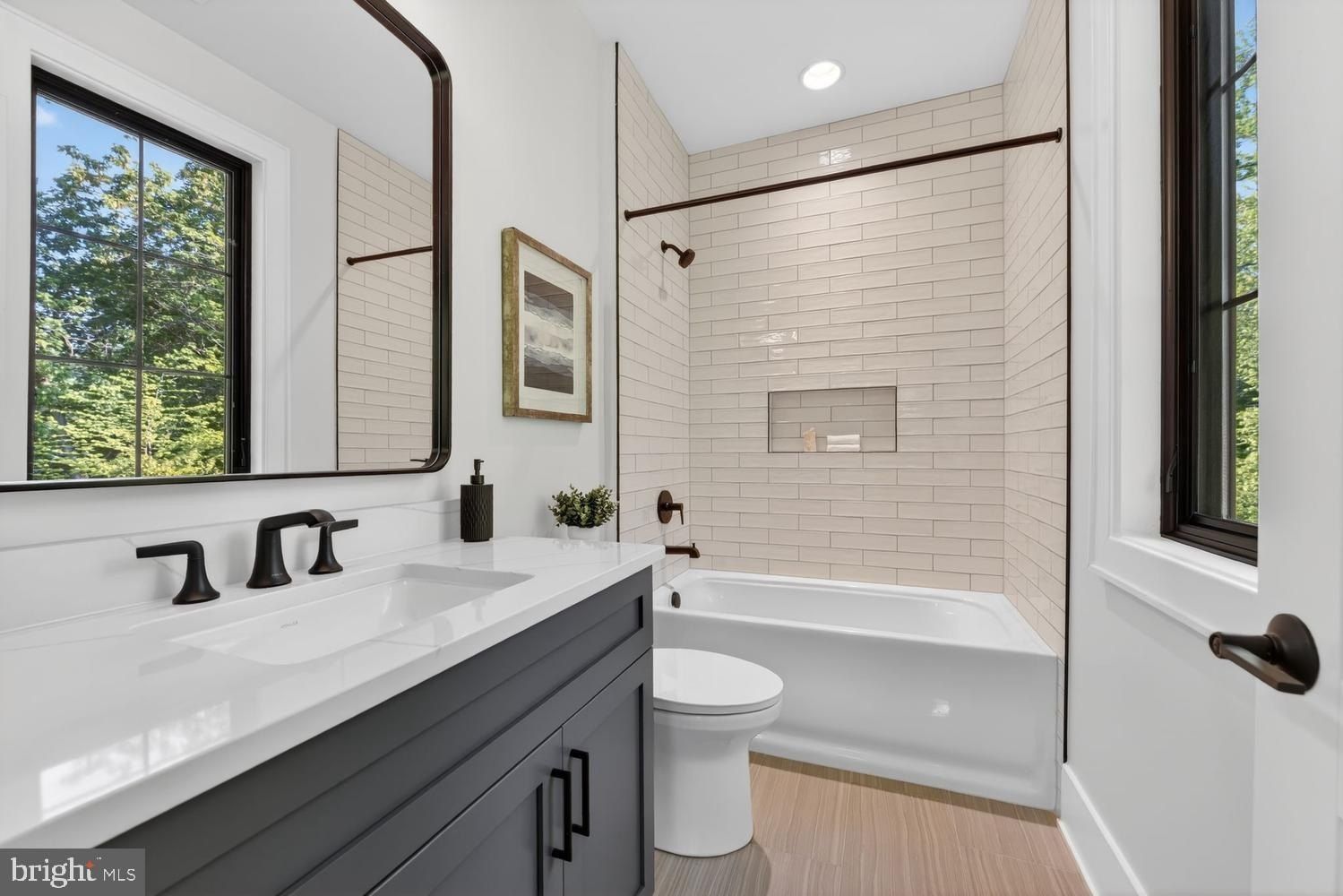 7601 Maryknoll Avenue. Bethesda, MD 20817