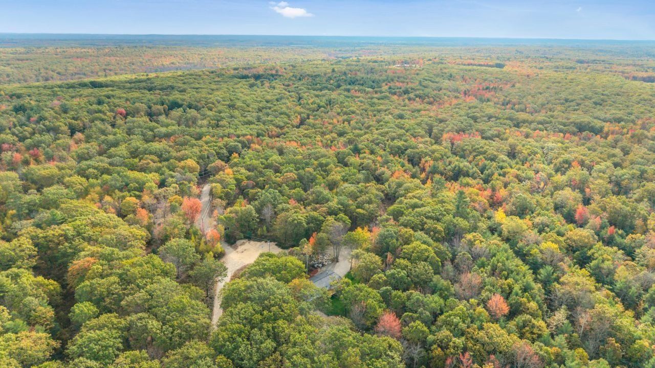 65 Old County Road. Lyman, ME 04002