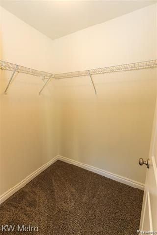 34607 John Bartley Circle. Sterling Heights, MI 48310