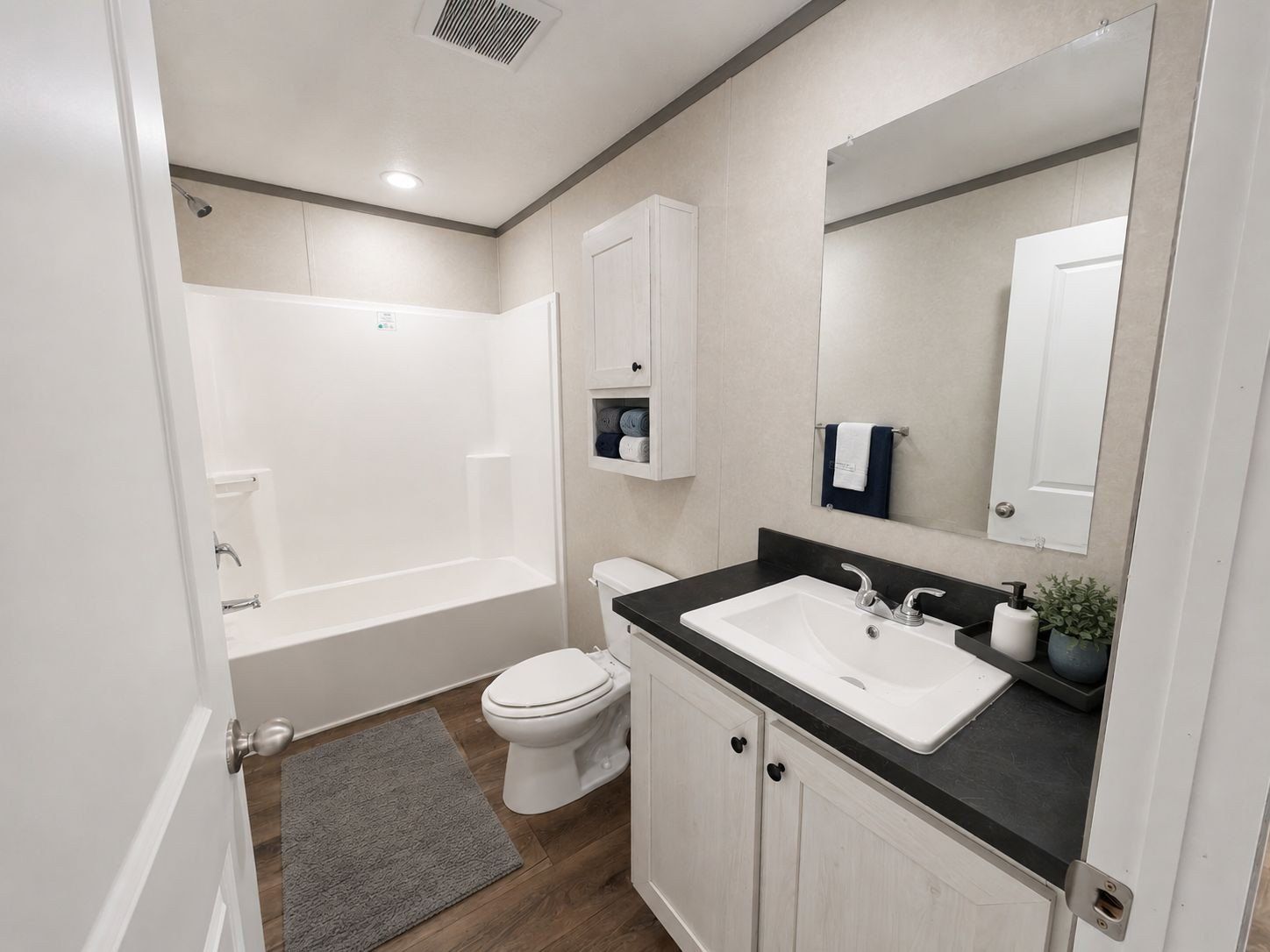 3938 King Edwards. Kalamazoo, MI 49002