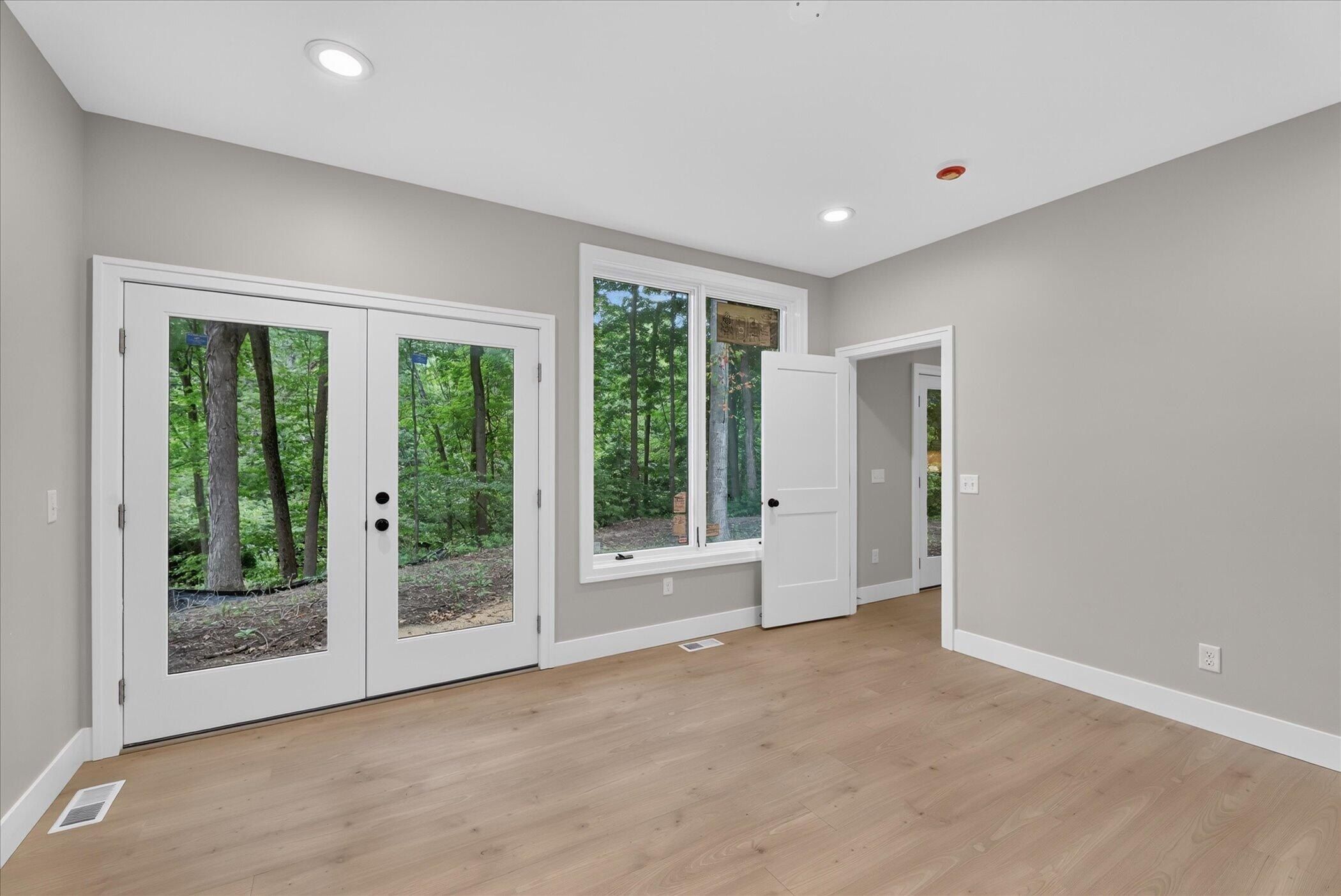 13165 Deer Creek Drive. South Haven, MI 49090