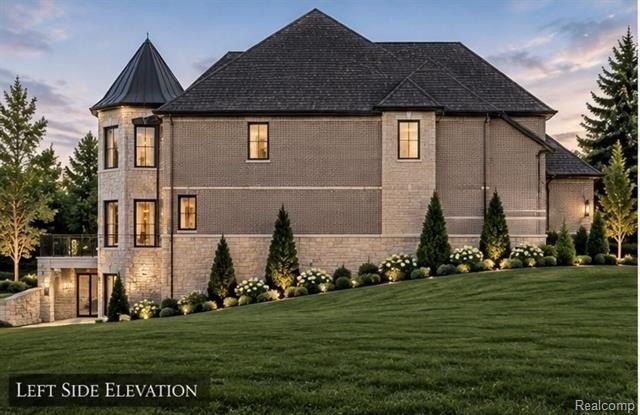 2058 Livernois. Rochester Hills, MI 48309