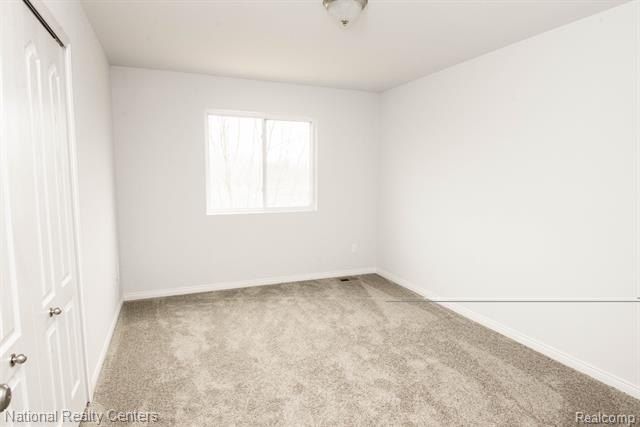 10439 Valley Drive. Goodrich, MI 48438