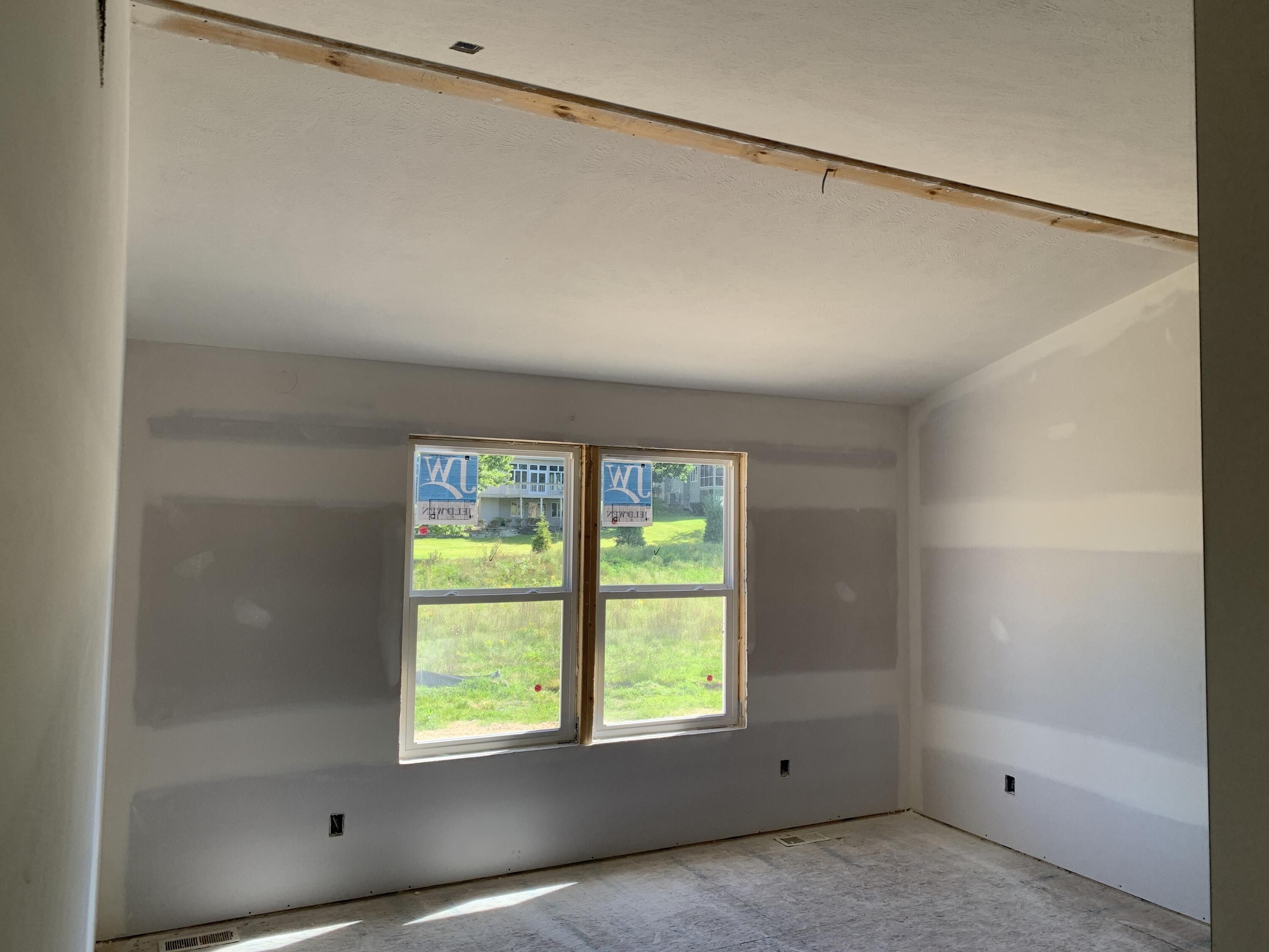 7030 Pinehurst Drive Ne. Rockford, MI 49341