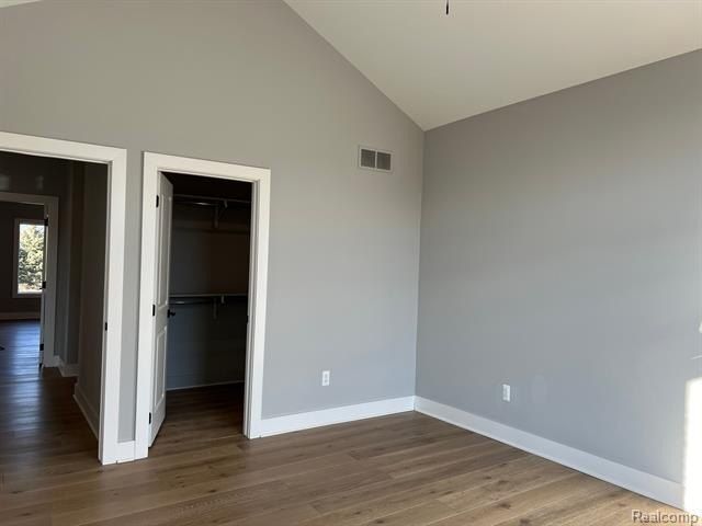 5873 Saratoga Drive. Oxford, MI 48371